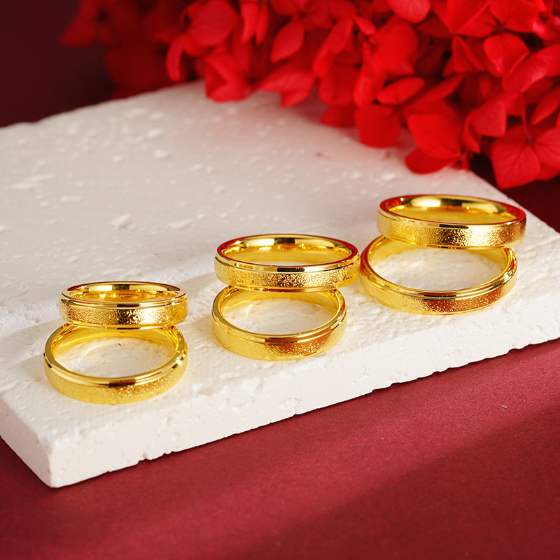 Vietnam arena oro popular europeo y americano anillo estrellado flash esmerilado personalidad pareja joyería Yiwu fabricante de suministro