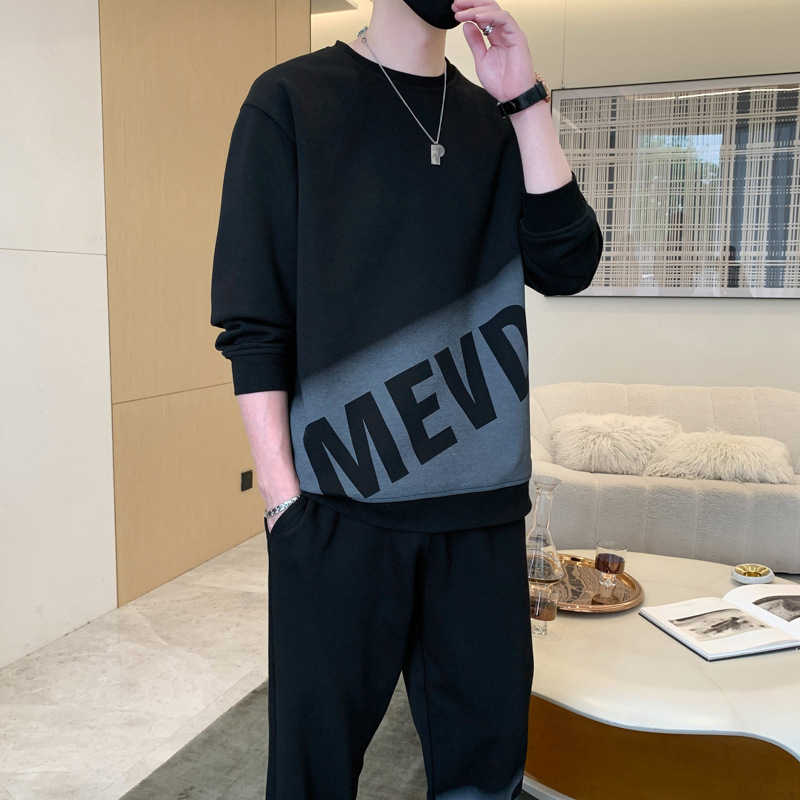 男性レジャースポーツスーツ春秋2025年の新型ごろつきのかっこいい丸首のパーカーと格好いい紳士服|undefined