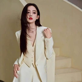 女式马甲;女式卫衣;小西装