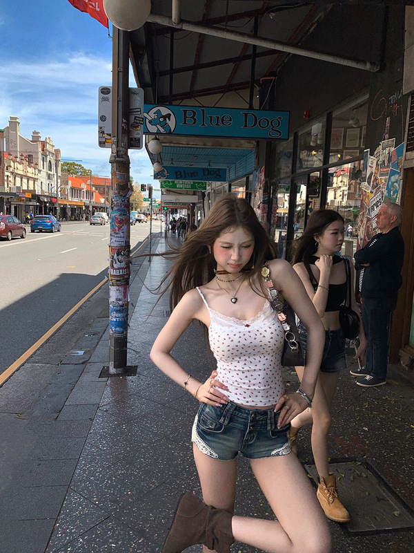 Brownie Sweetheart Sweet and Spicy Floral Lace Camisole Women's Slim Fit Inner Top Summer