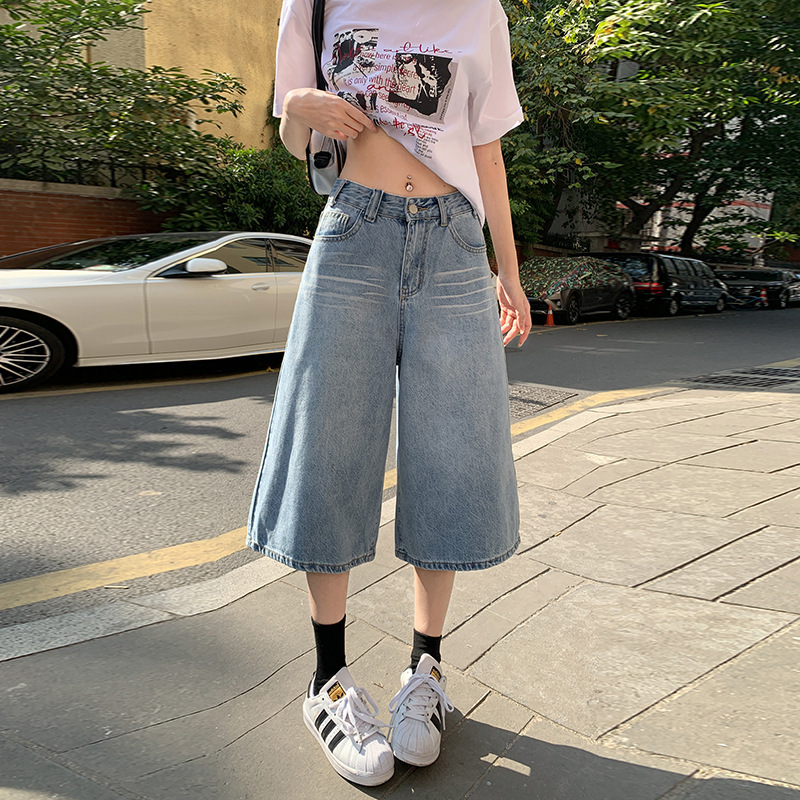 light blue Cropped Jeans Women's 2025 Summer New Loose Slimming High Waist Wide Leg American Style Hot Girl Shorts