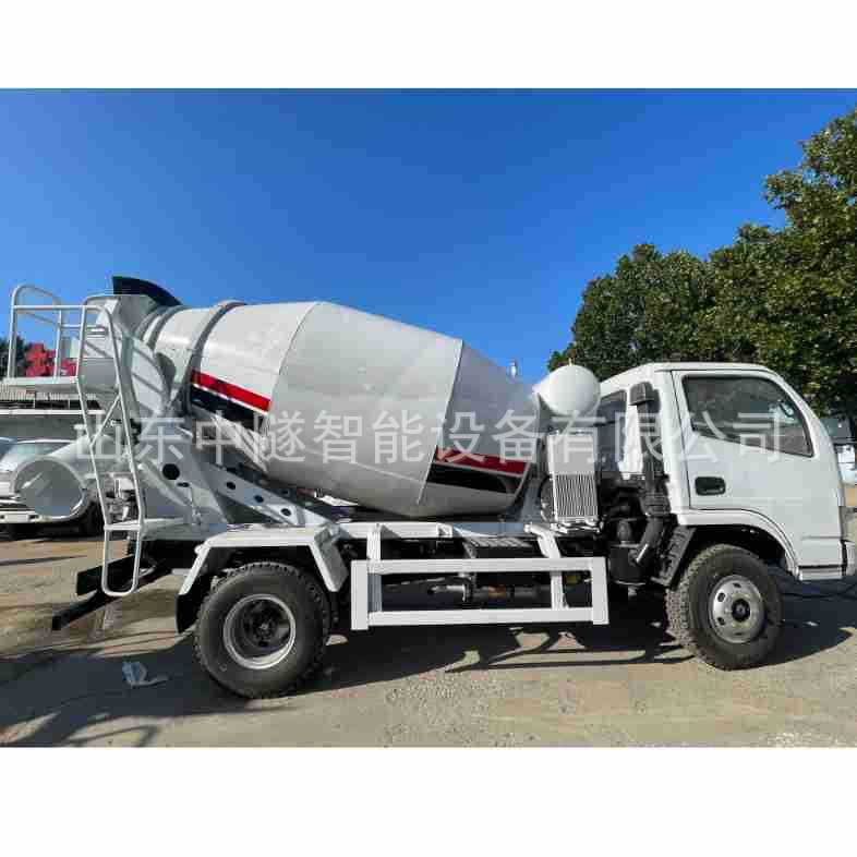 Dolica Cement Mixer Truck Manufacturer, Mobile Mixing Station for Construction Sites, 4-Cubic-Meter Large Concrete Mixing and Transport Unit