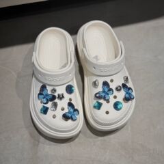 【デパート同金】真珠の夢の靴の花の小さい飾りの蝶の花の靴の装飾品の穴の靴のボタン