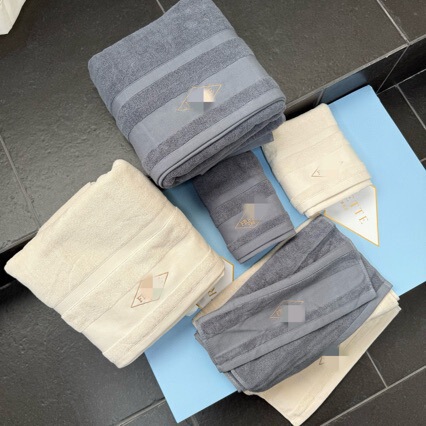 Egyptian Cotton Bath Towel Three-Piece Set Bath Towel Three-Piece Set High-End Pure Cotton Men's Cotton Household 2025 New Style Egyptian Cotton Bath Towel Three-Piece Set Bath Towel Three-Piece Set High-End Pure Cotton Men's Cotton Household 2025 New Style