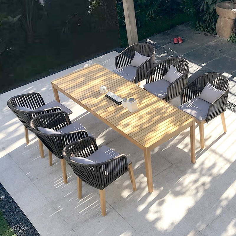 Mesa y sillas de comedor de teca para ocio al aire libre, sillas de ratán de diseño para balcón, muebles nórdicos para jardín y patio al aire libre. image 1