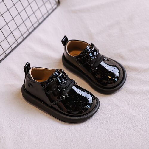 Baby's first walking shoes, spring and autumn soft sole anti-skid, suitable for 1-2-3 years old, versatile, good-looking and cool, first birthday small leather shoes for babies