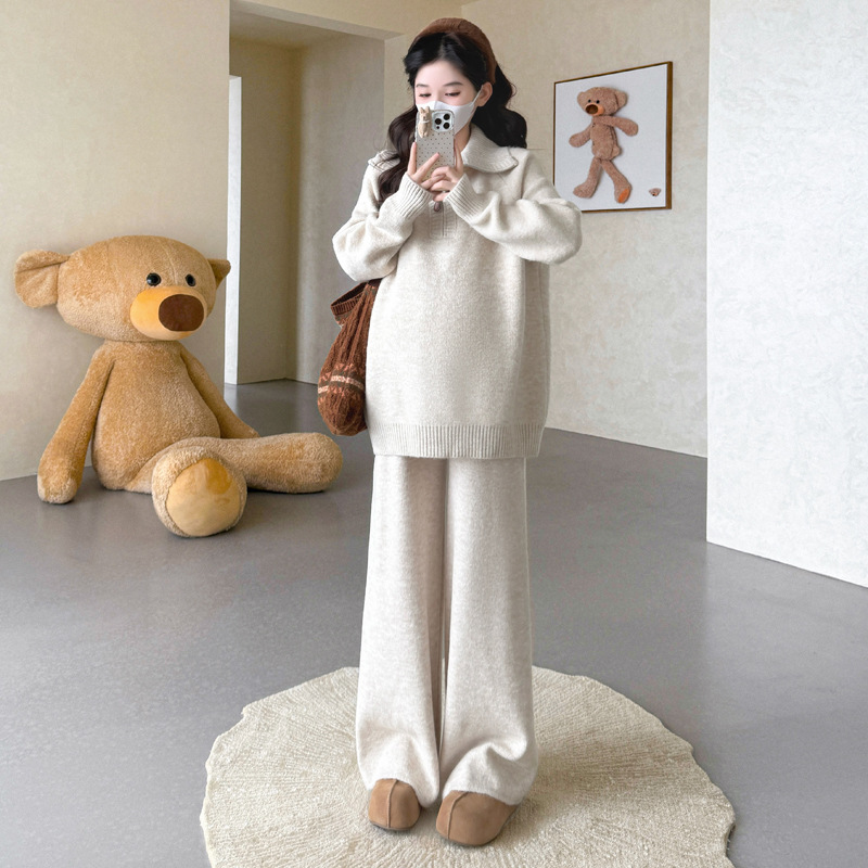 Apricot suit / M