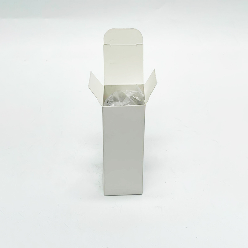 흰색 상자에 2개 조각