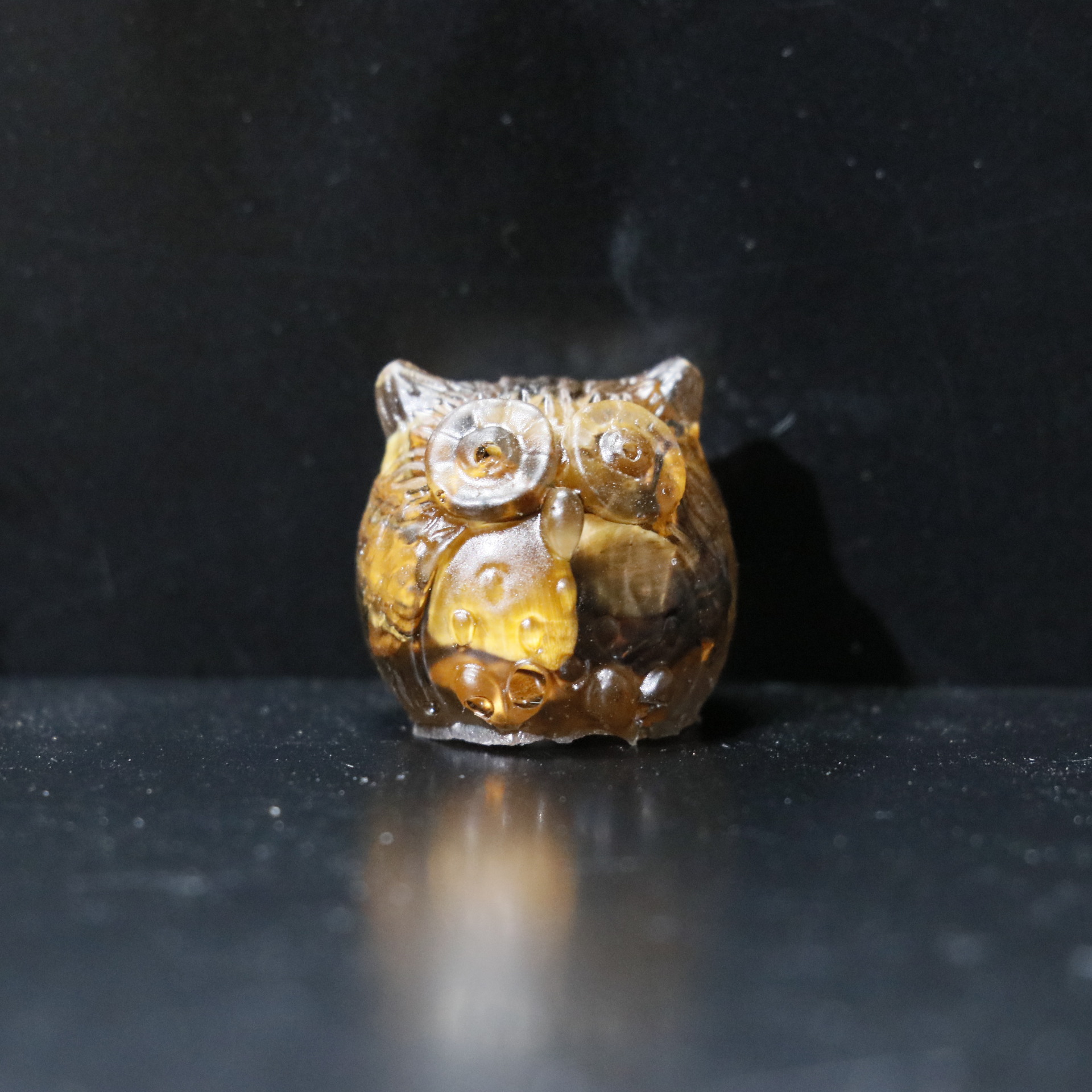 クロスボーダーの新しい水晶の砂利の小さいフクロウの滴のゴムの置物の小さい景観の装飾の手工芸品