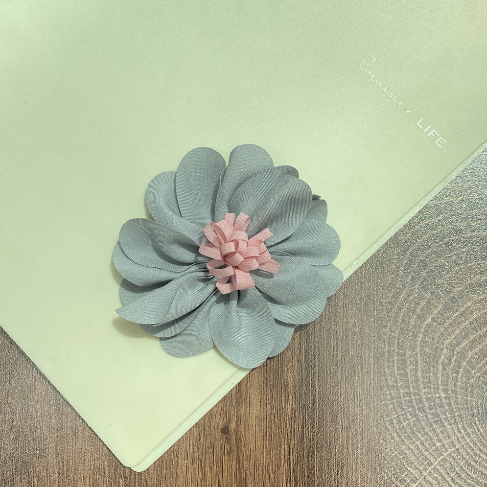 Accessories, flowered