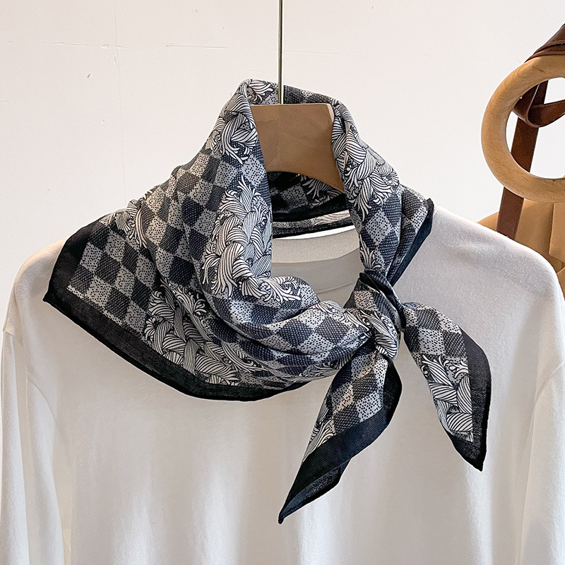 바둑판 등나무 - 흑백