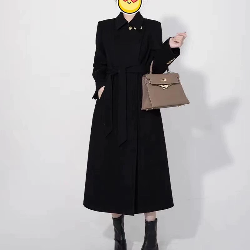 Чистый Красный горячий стиль 2023 осень и зима Новый высокий смысл Хепберн ветер тонкий сплошной цвет Высокий смысл пояс меховое пальто