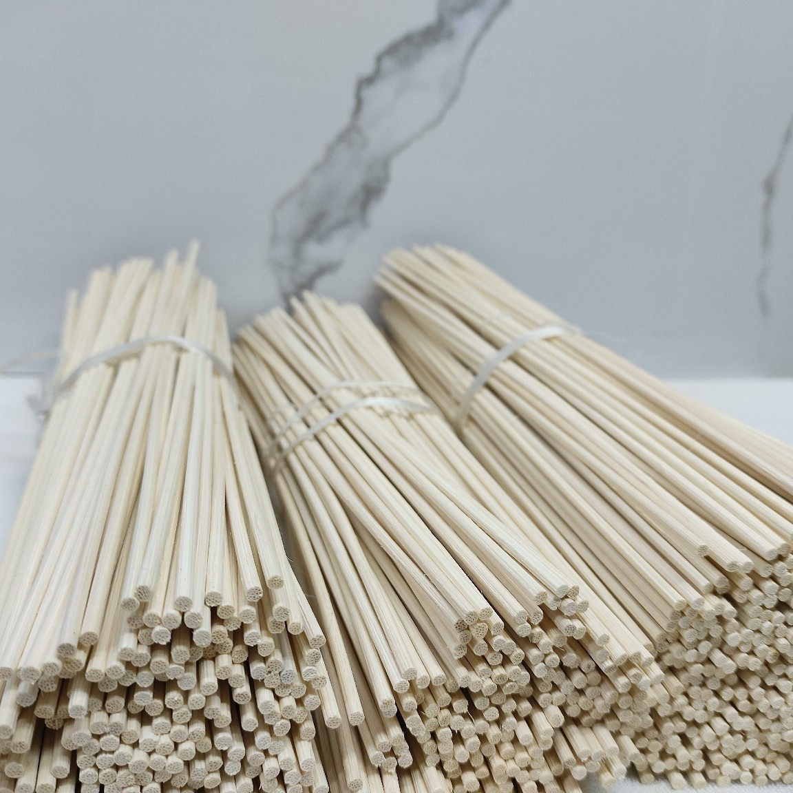 Fragrancia volatilizante varilla extensión varilla de fibra varilla de caña hotel decoración de perfumes para el hogar desodorización mayorista perfumes duraderos