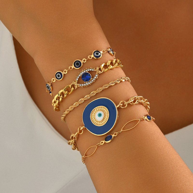 Cross-Border Middle East Hot-Selling Devil's Eye Bracelet Set Retro Personalized Twist Chain Oil Dripping Diamond Blue Eye Bracelet Cross-Border Middle East Hot-Selling Devil's Eye Bracelet Set Retro Personalized Twist Chain Oil Dripping Diamond Blue Eye Bracelet