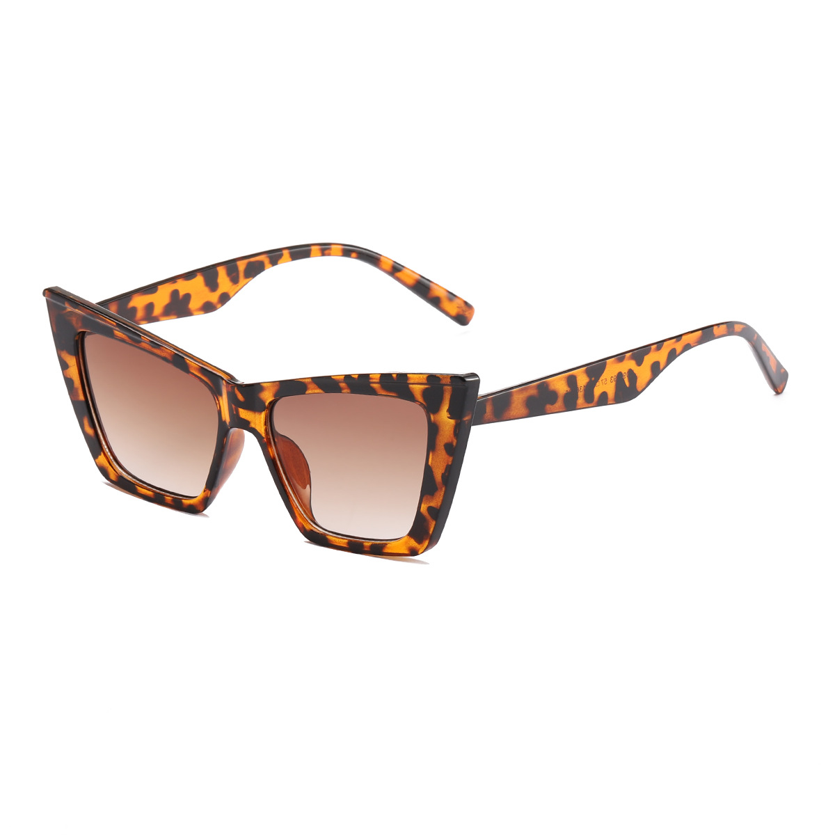 2021 nuevas gafas de sol retro europeo y americano gafas de sol de ojo de gato de moda de mujer gafas de sol de Marco grande 97093