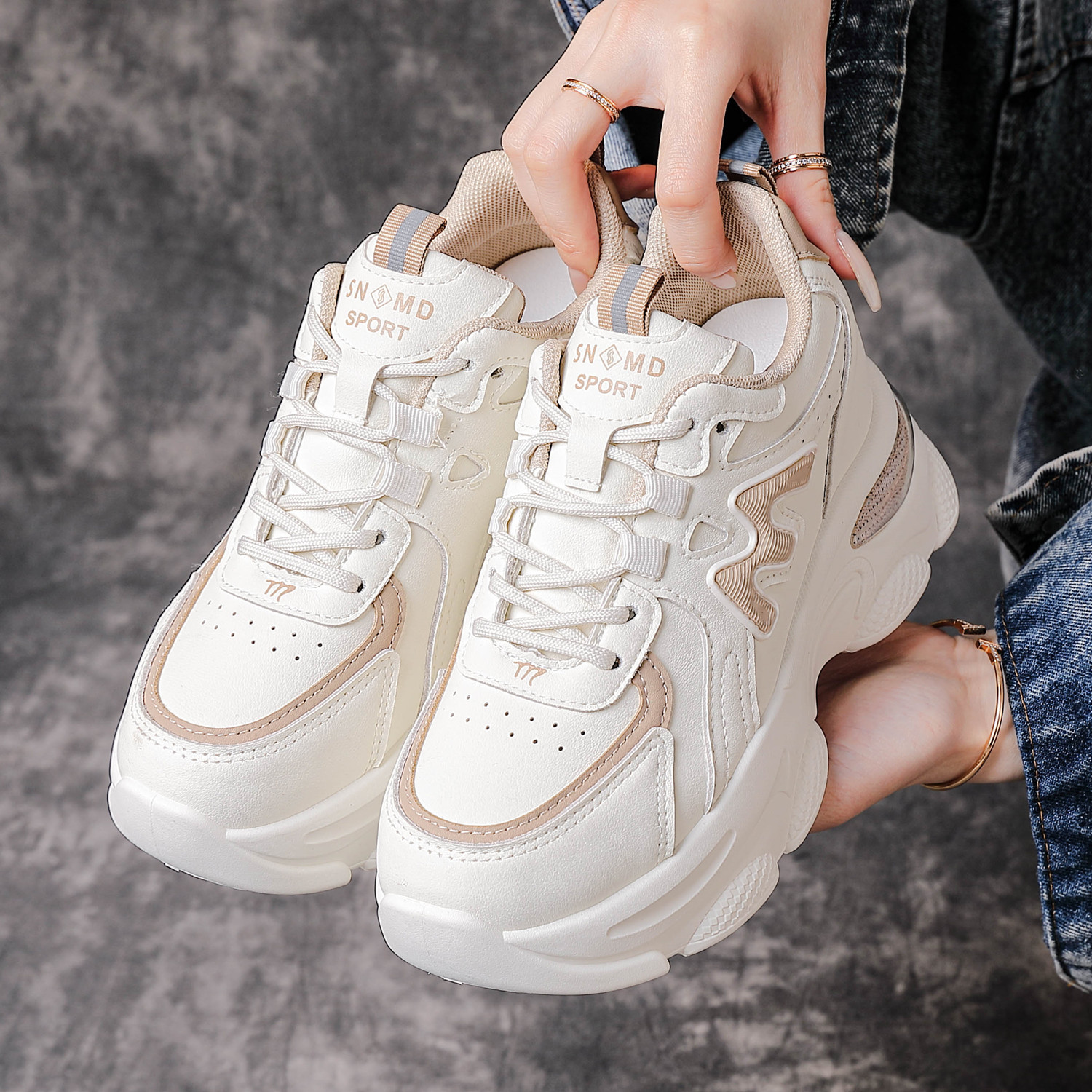 2026 Spring and Autumn Style Dad Shoes, Niche Design, Height-Increasing Casual Shoes, Thick-Soled, Internal Height Increase, Versatile Korean Style Women's Shoes
