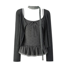 甜美设计感荷叶边波点吊带背心长袖开衫女2025秋季新款时尚套装潮