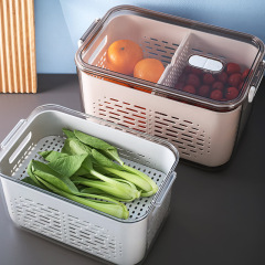 Creative Plastic Transparent Kitchen Food Sealing Preservation Box for Refrigerator, Fruits and Vegetables Drainage Storage Basket