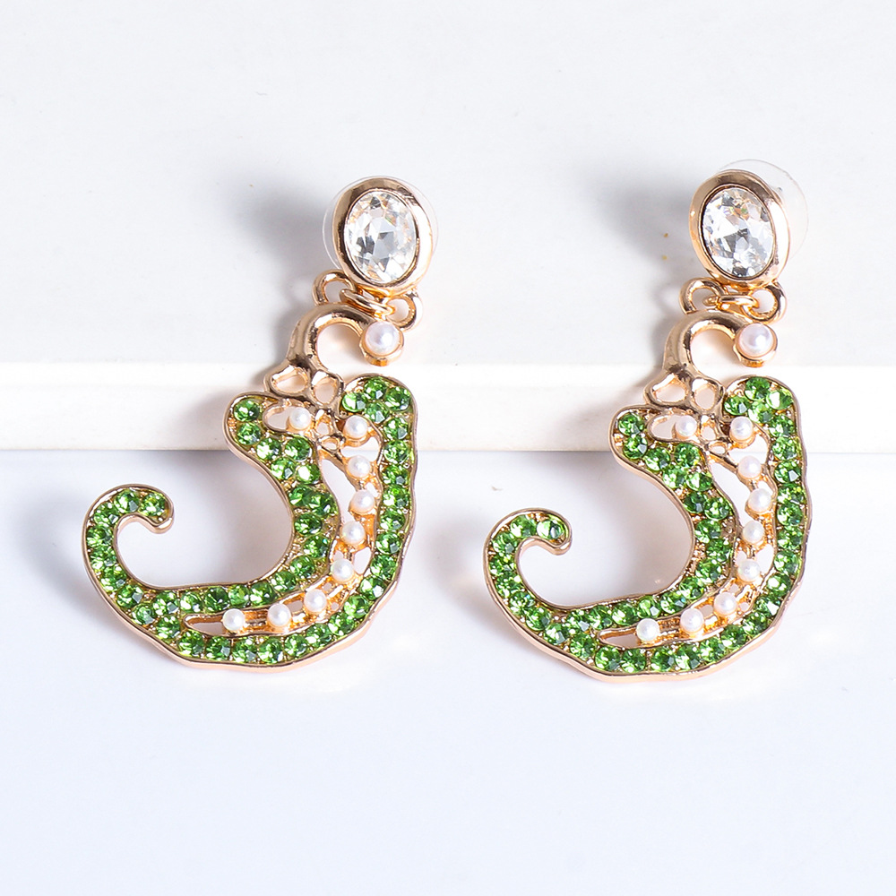 Wholesale Jewelry Pepper Full Diamond Drop Earrings Nihaojewelry display picture 8