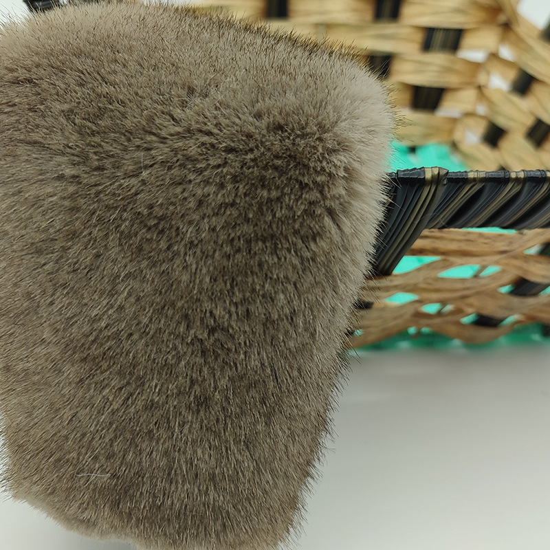Directly Supplied from the Manufacturer, Chinese Mink Imitation Fur, Golden Mink Velvet Fur, High-Quality Artificial Fur, European Mink Fashion Fabric in Stock, Super Soft