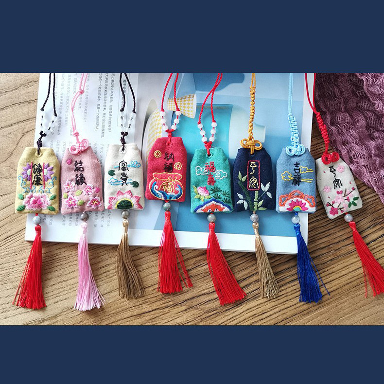 Bocado a mano DIY bolsas colgante Lu bordado chino molino de viento bolsos de mujer colgante bola bolsas creativas pequeñas