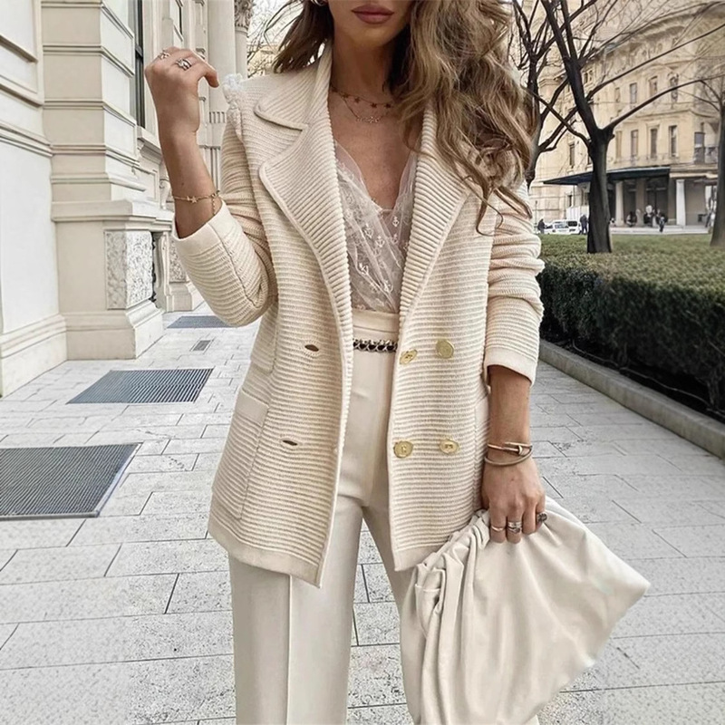Cross-border foreign trade 2023 cross-border new European and American solid color pit casual small suit short loose coat women