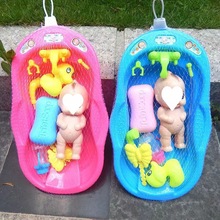 宝宝洗澡玩具儿童浴盆小黄鸭娃按压喷水男女孩3-6岁沙滩套装跨境