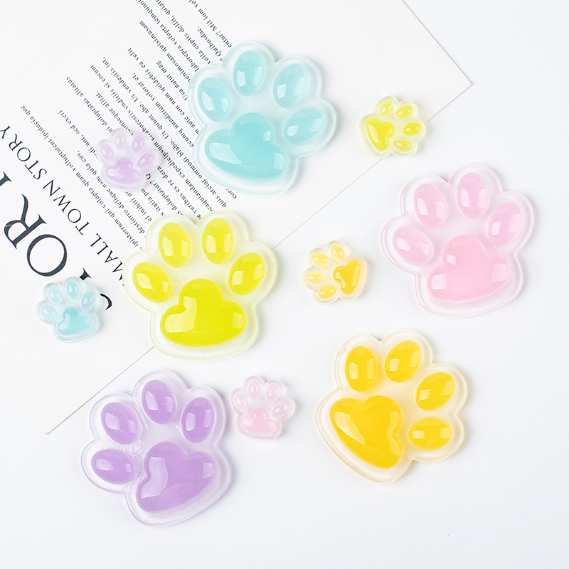 Accesorios de resina de dibujos animados luminoso lindo gato garra DIY crema pegamento teléfono móvil Shell parche accesorios para el cabello accesorios de parche de refrigerador