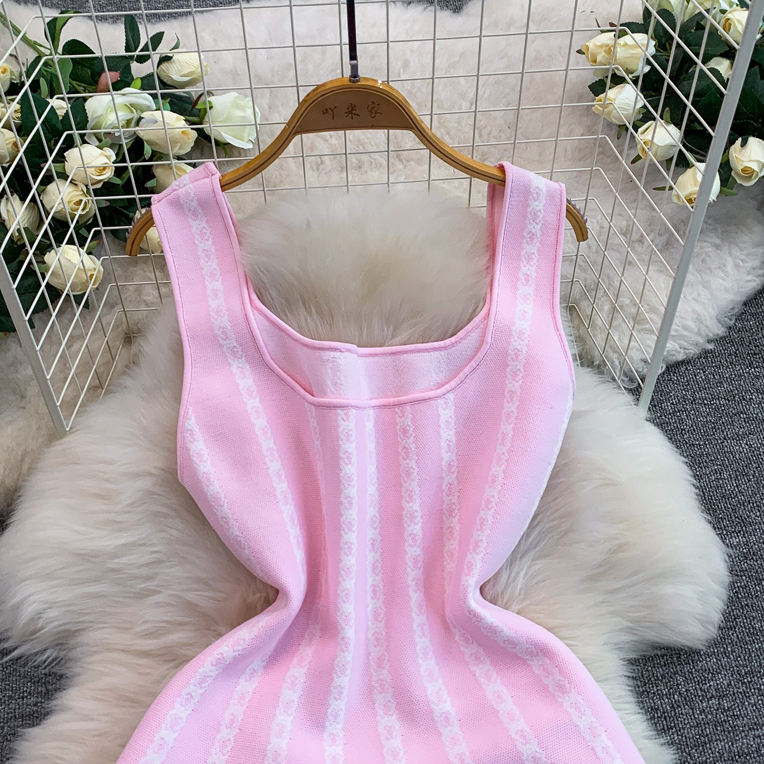 Luxury Petite Embroidered Knit Dress for Women Elegant Slimming A-Line Slip Summer Style Striped Charm_ecoleips.com