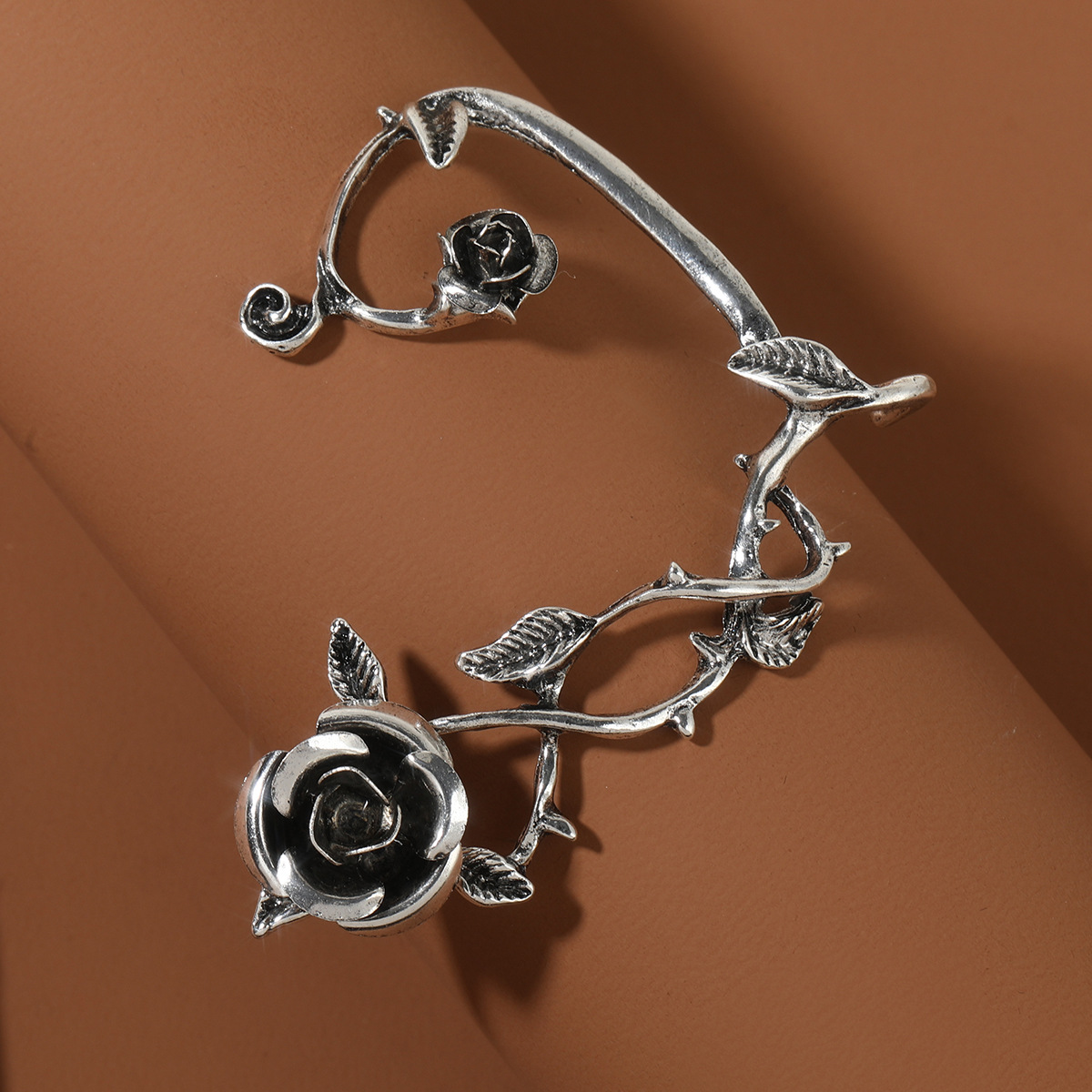 Orecchini gotici retrò con ali da elfo, clip per le orecchie per le donne, stile dark, stile punk, orecchini da diavolo, orecchini a forma di drago, ganci per le orecchie_voghion.com