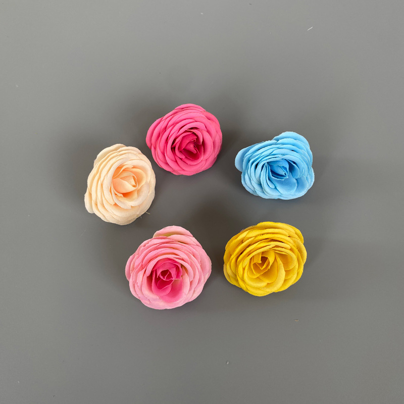Realistic mountain tea contains rose