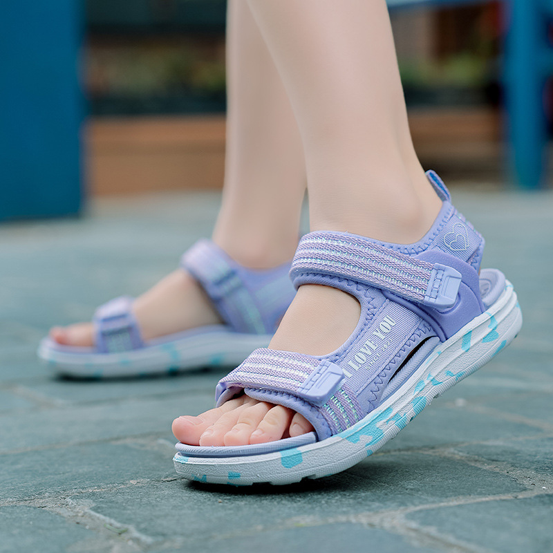 Children's sandals, casual, breathable, summer new model, one-piece, girl's beach shoes, anti-slip, soft, magic sticker children's shoes, foreign trade