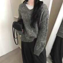 羊毛拉绒软糯套头毛衣女2025秋冬新款休闲气质花线毛绒针织衫上衣