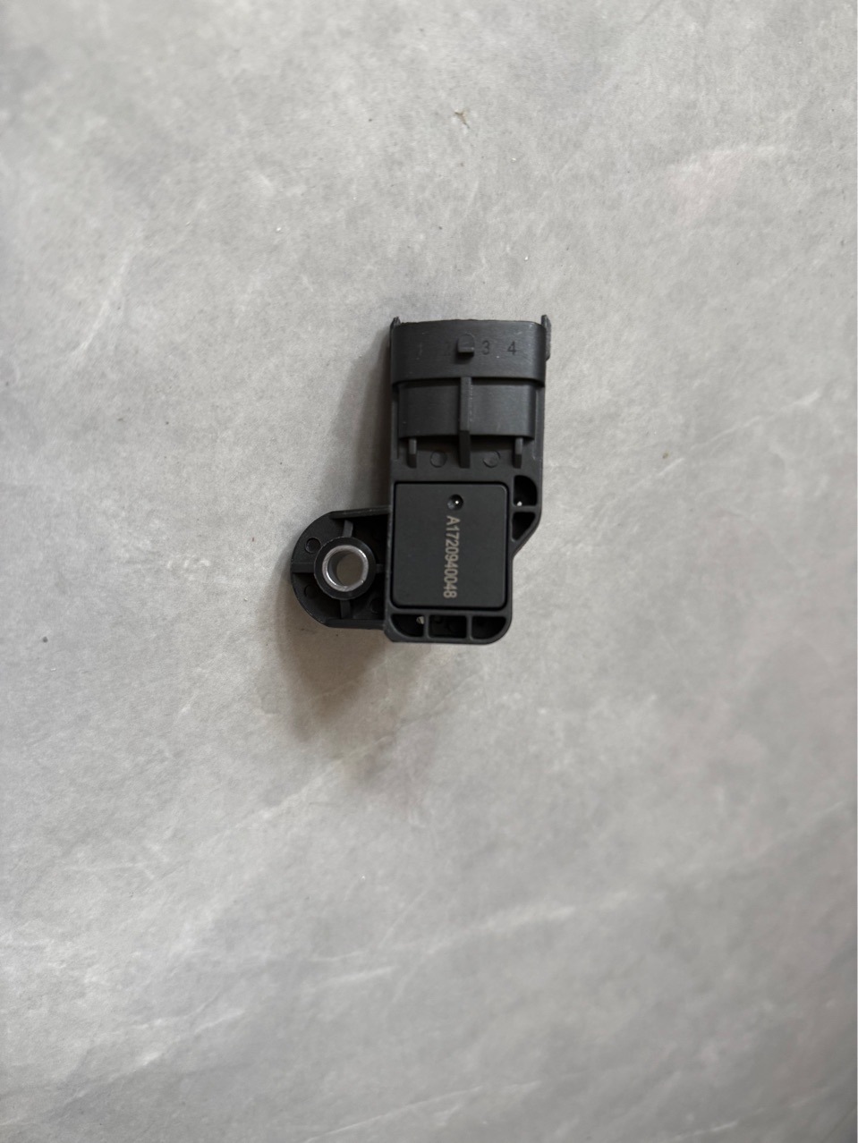 Suitable for Ssangyong Korando Intake Pressure Sensor 1720940048