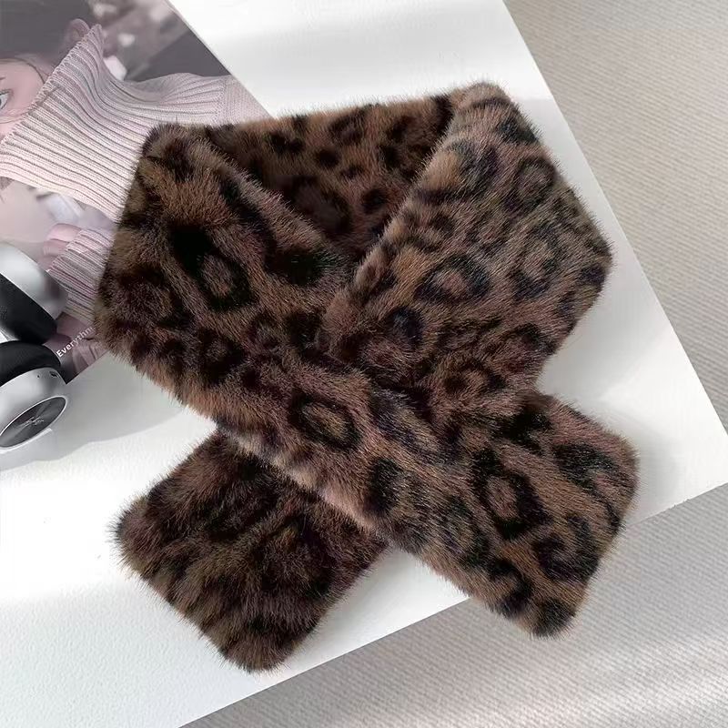 Bear orejas leopardo sombrero de peluche para mujeres otoño invierno vintage versátil sombrero de bolsillo grueso sombrero de abrigo frío