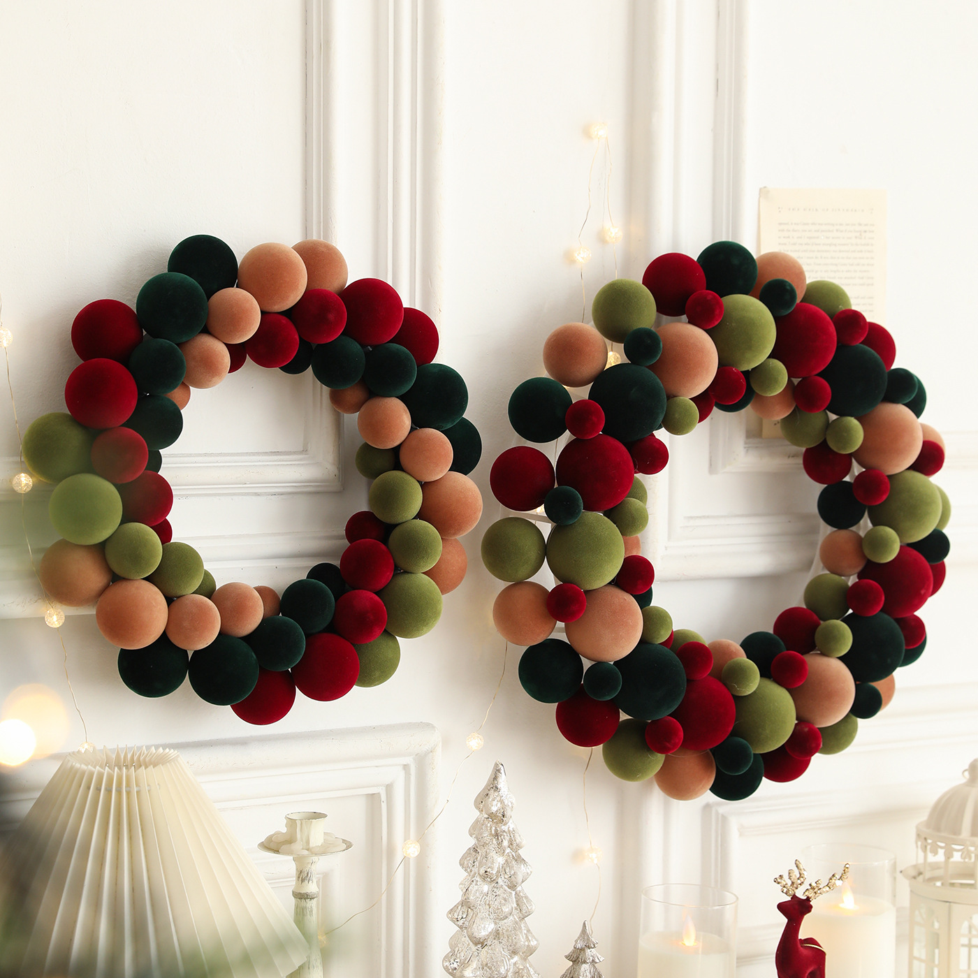 Navidad guirnaldas navideñas bola string color flocado guirnaldas redondas árbol de Navidad pared colgante puertas colgantes decoración de la fiesta