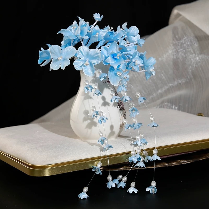 [Blue - blue-bell flower headdress]