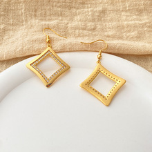 菱形设计微镶锆石精美耳钩时尚OL气质方形简约轻奢质感耳环镀18K