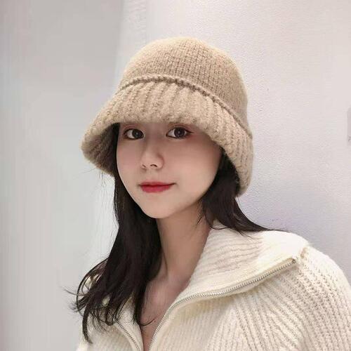 Korean style ins autumn and winter all-match face-showing small woolen hat to keep warm and ear-protecting large head circumference bucket knitted woolen hat for women