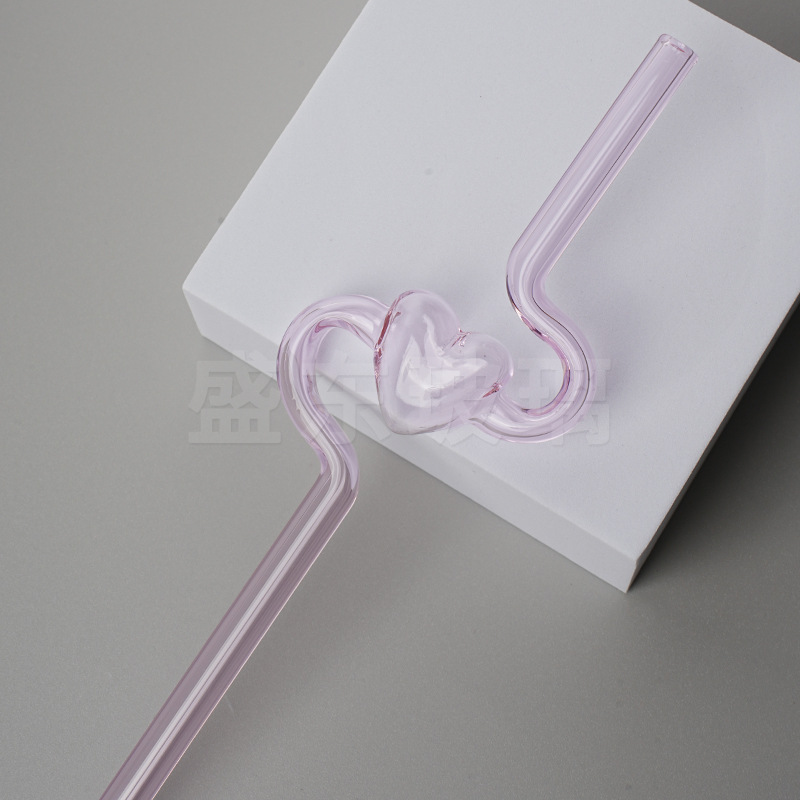 Nueva alta borosilicato corazón largo curvado paja chica corazón transparente paja hogar leche jugo paja tubo