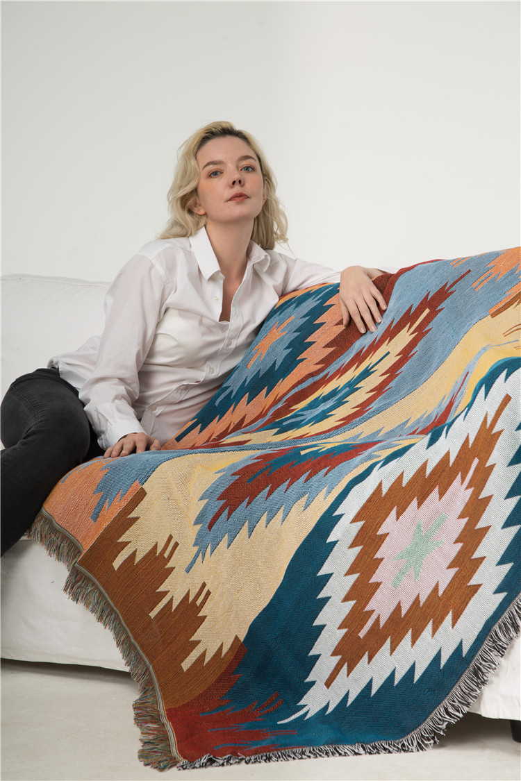 ドルブランケット Arazzo geometrico Navajo piccolo vuoto_voghion.com