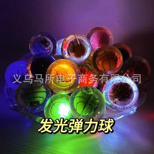 60��̖��ͯ���z�l��p���������̖͸���l���W����������Ů��