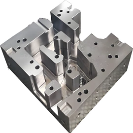 CNC加工;冲压加工;模具制造