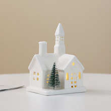 跨境新品陶瓷摆件发光圣诞屋房子欧式镂空桌面装饰夜灯氛围灯现货