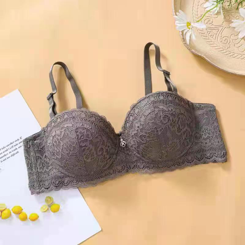 工場の現物は1/2杯半の薄いレースのブラジャーです。|undefined
