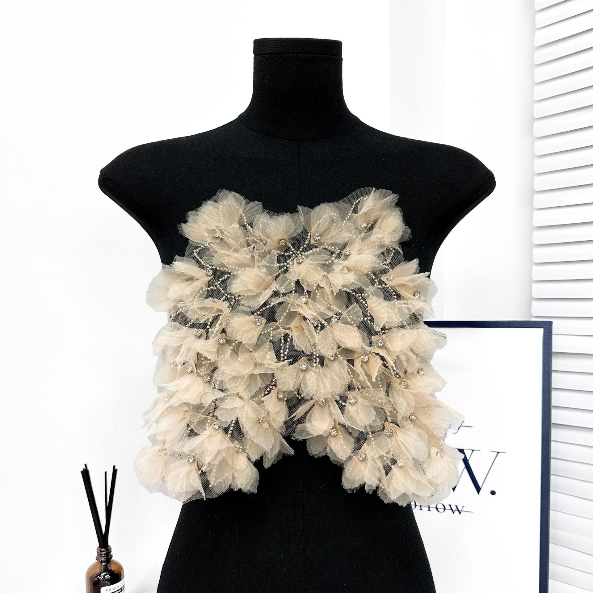 Cuello bordado, todo fósforo, cuello delantero de alta gama, malla, accesorios de diamantes de imitación, vestido de cuello para mujer, decoración de blusa de suéter
