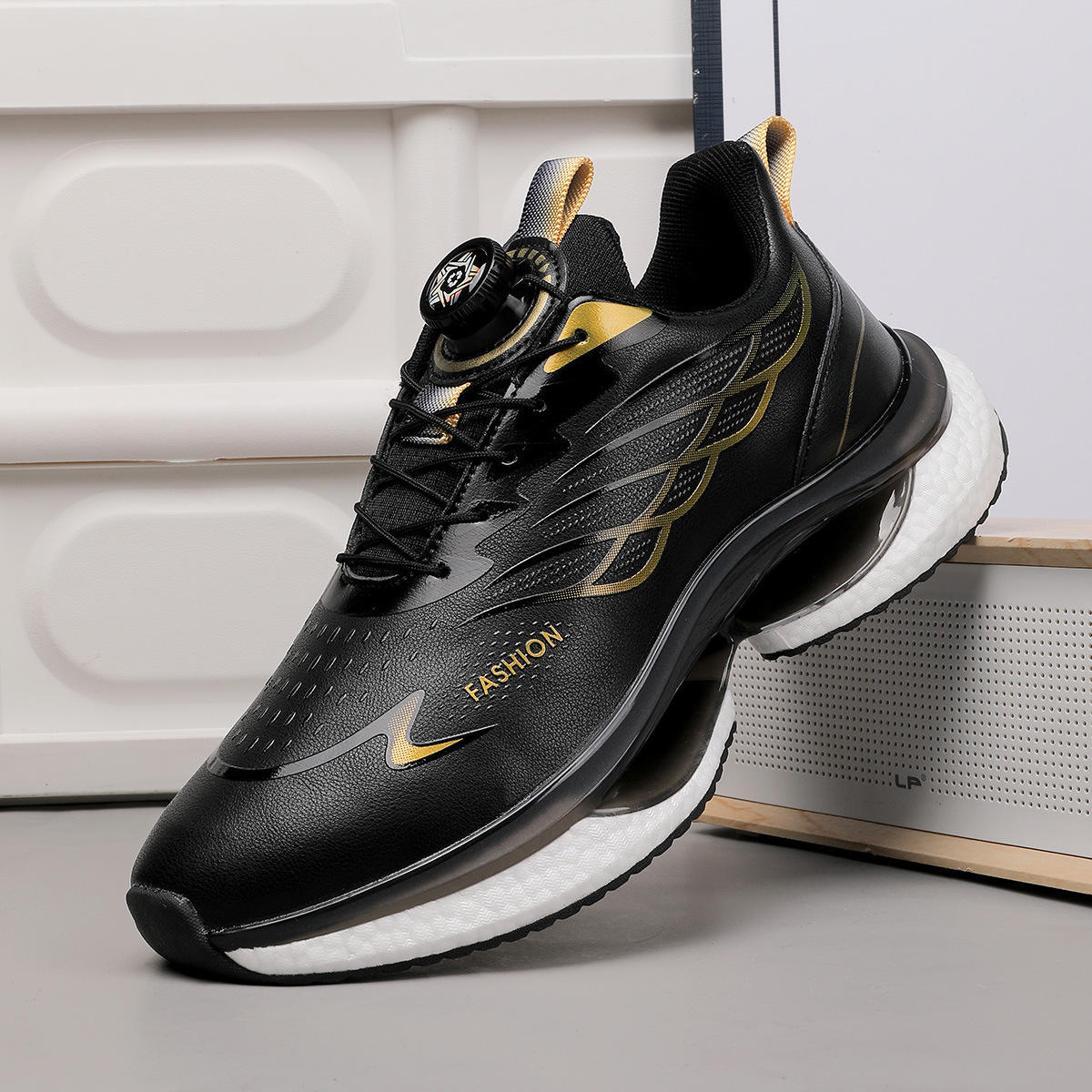 Men's Carbon Plate Slip-On Running Shoes Autumn/Winter New Arrival Ultra-Lightweight Running Shoes Rebound, Shock Absorption, Breathability Rotating S_voghion.com