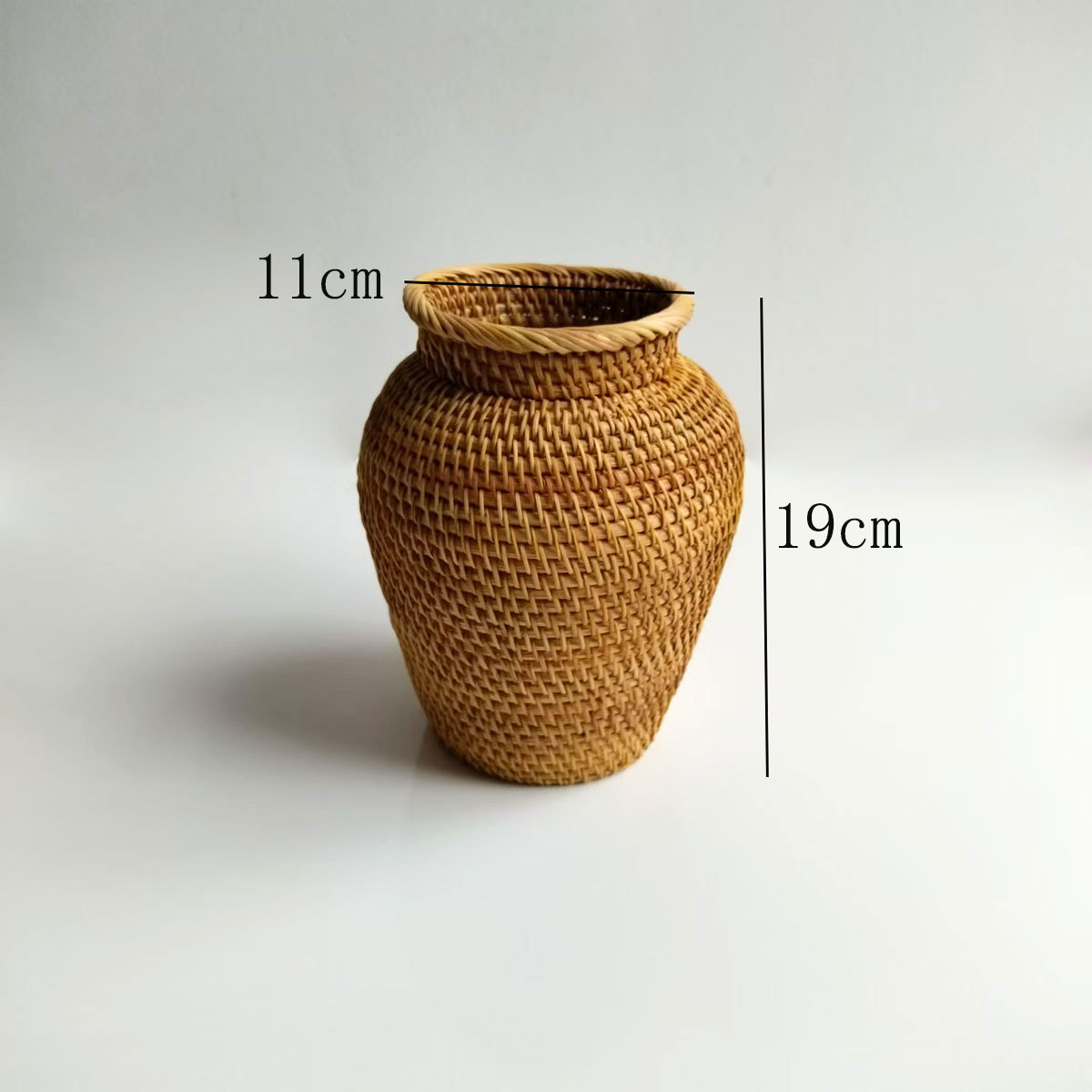 Caja de almacenamiento de mesa de té de caña de caña