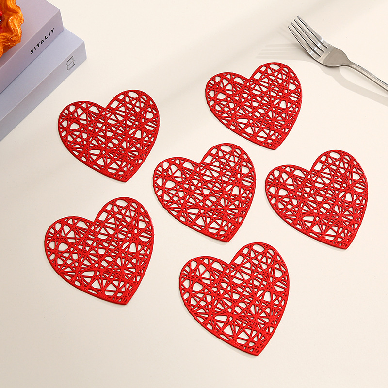 Creativo amor pequeño posavasos decoración del hogar mantel de mesa PVC aislamiento térmico estampado en caliente mantel café posavasos antideslizantes al por mayor