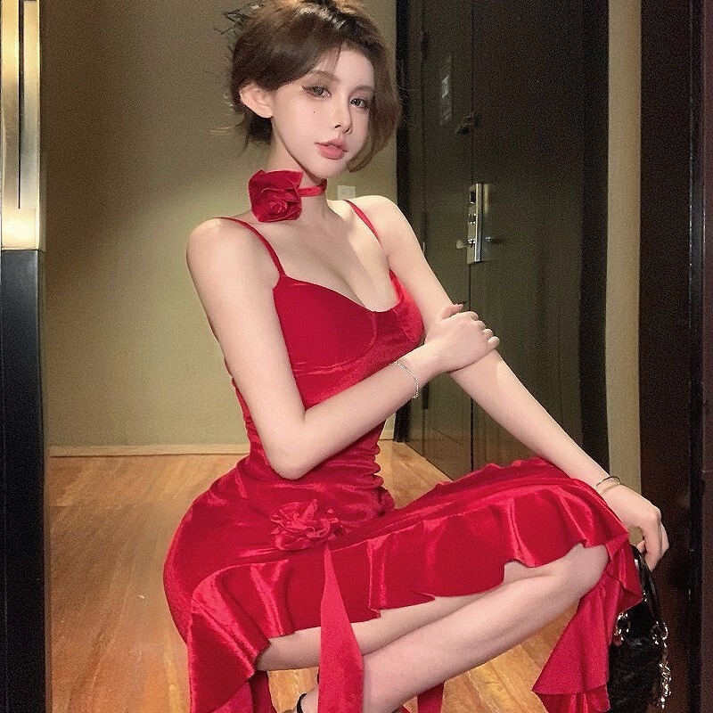 Internet celebrity sexy hot girl red velvet sling irregular dancing banquet birthday party dress long dress dress women Internet celebrity sexy hot girl red velvet sling irregular dancing banquet birthday party dress long dress dress women